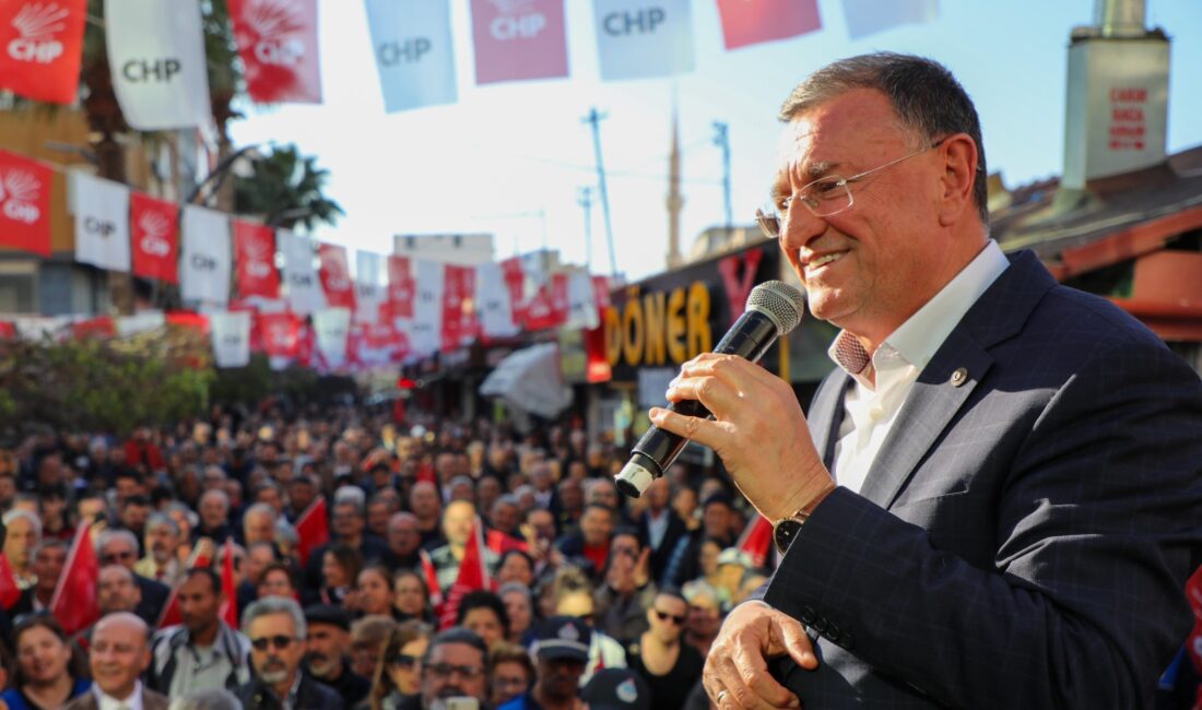 İSKENDERUN HALKI LÜTFÜ SAVAŞ’I