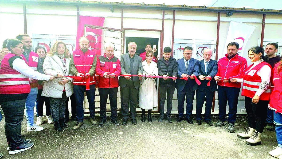 Türk Kızılay, Hatay’da İhtiyaç Sahiplerine Yönelik Butik Açtı