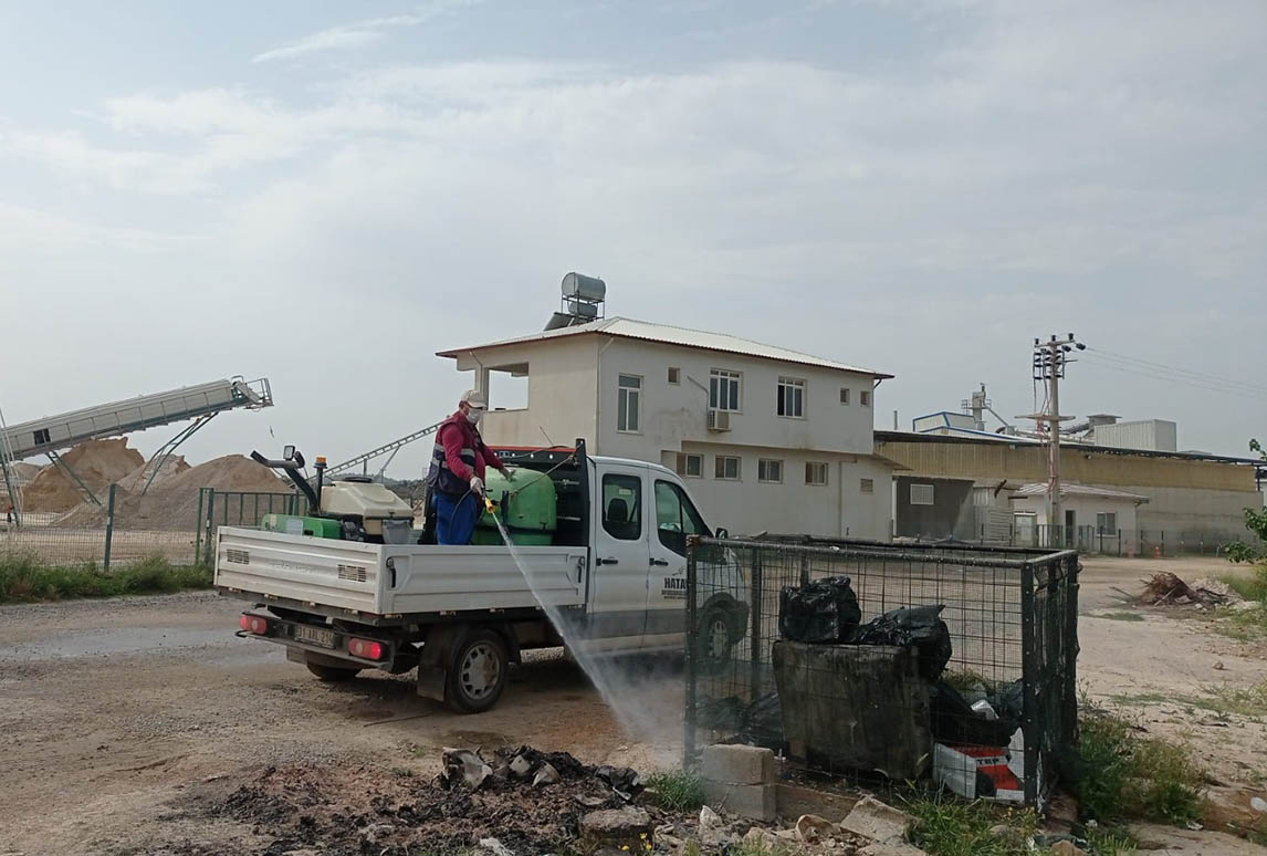 HATAY BÜYÜKŞEHİR, 72 BİN 108 NOKTADA İLAÇLAMA YAPTI