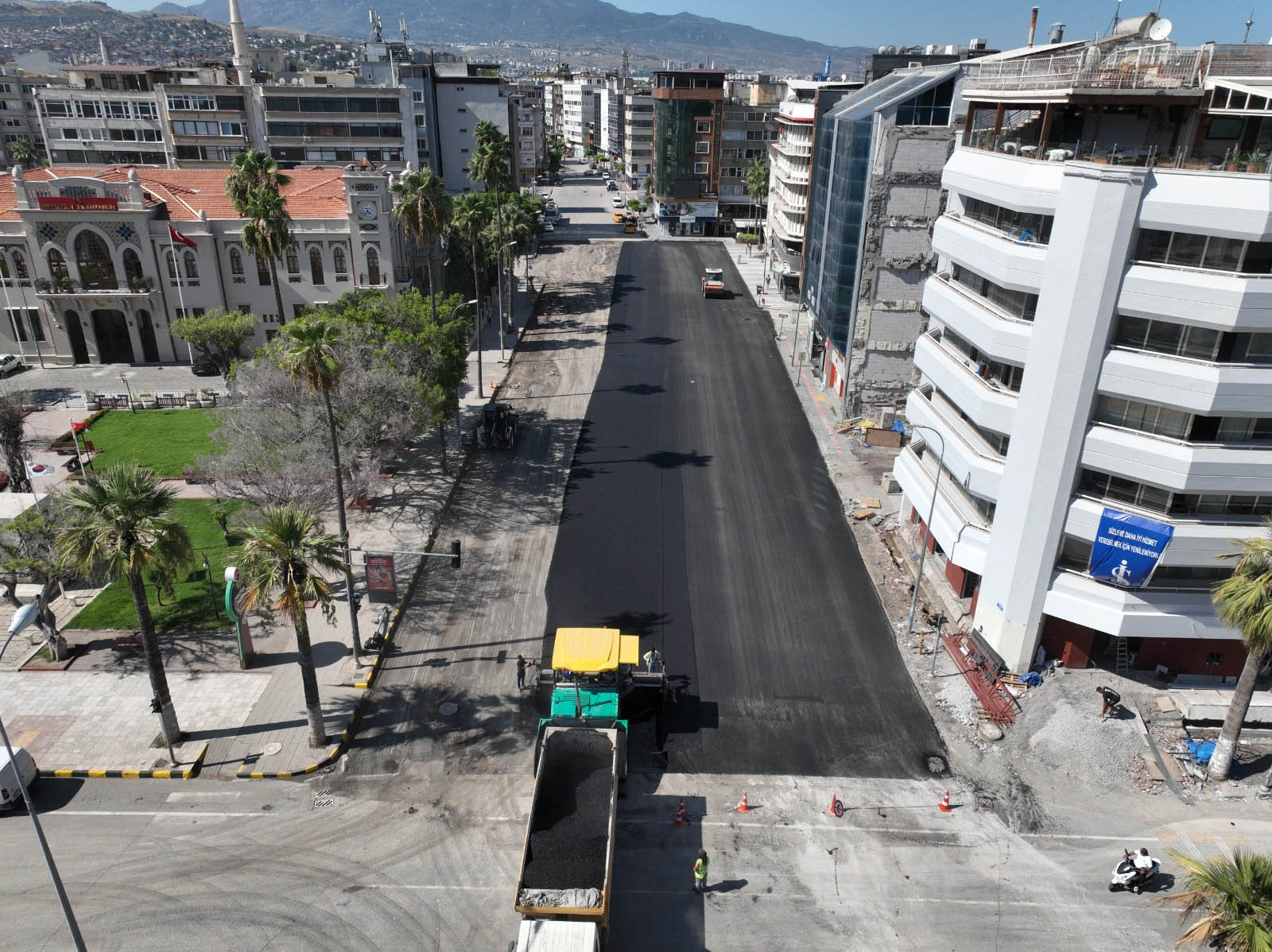 İSKENDERUN ŞEHİR MERKEZİ’NDE TRAFİK AKIŞININ YÖNÜ DEĞİŞTİ