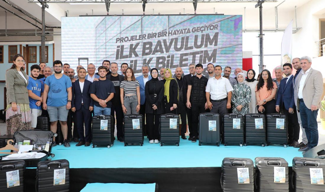 7300 ÖĞRENCİYE İLK BAVULU