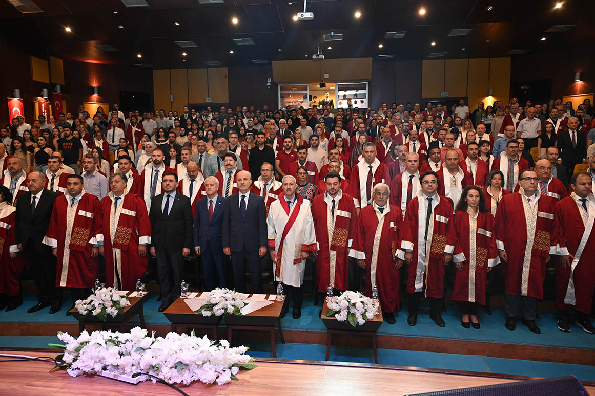 HATAY MKÜ’NDE AKADEMİK YILI AÇILIŞ TÖRENİ GERÇEKLEŞTİRİLDİ