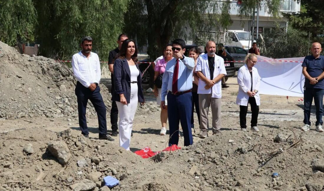KÇALI AİLE SAĞLIĞI MERKEZİ İLE SAĞLIK HİZMETLERİNE ERİŞİM KOLAYLAŞACAK Arsuz Kaymakamı Fatih Eroğlu, Akçalı Aile Sağlığı Merkezi’nin yeni hizmet