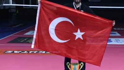 Balkan şampiyonu İskenderunlu antrenör Çağrı Mustafa Tan, İstanbul Gençlik Takımı