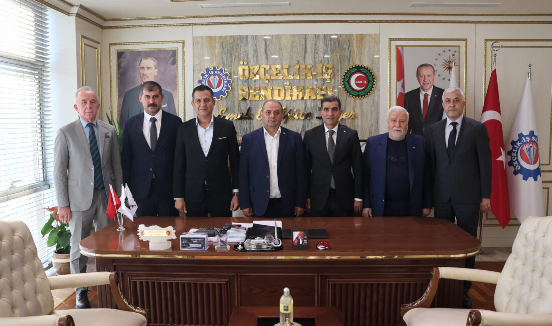 ÖZÇELİK-İŞ SENDİKASI İSKENDERUN ŞUBEDE GÖREV DAĞILIMI YENİDEN BELİRLENDİ İskenderun Şube Yönetim Kurulumuz tarafından gerçekleştirilen istişare toplantısında alınan karar